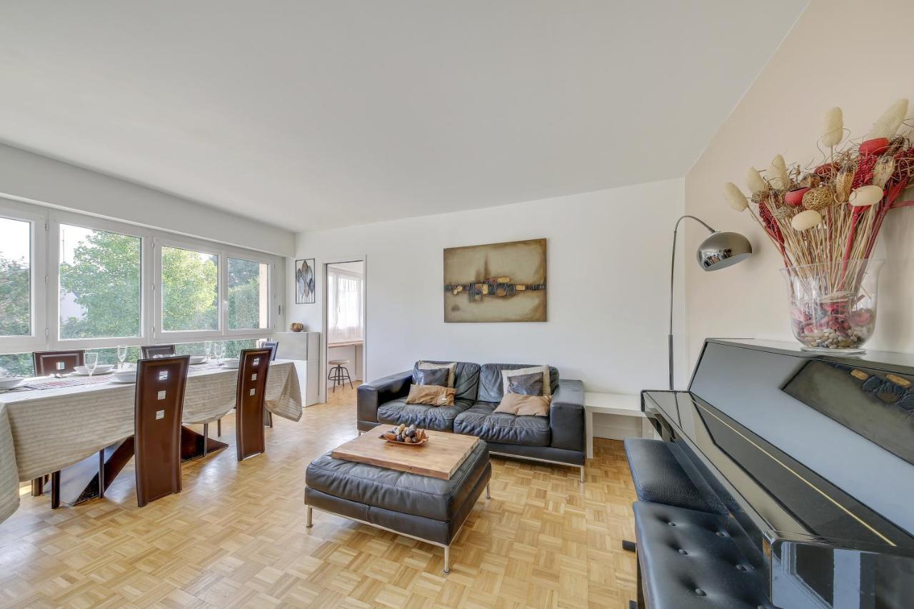 Chic Apart Versailles Castle Apartment เลอเชอส์เนย์ ภายนอก รูปภาพ