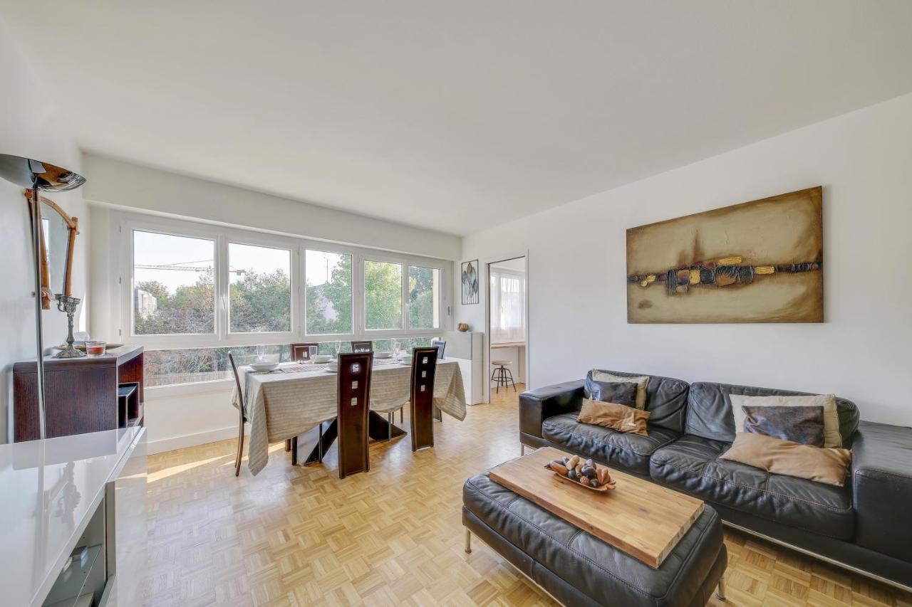 Chic Apart Versailles Castle Apartment เลอเชอส์เนย์ ภายนอก รูปภาพ